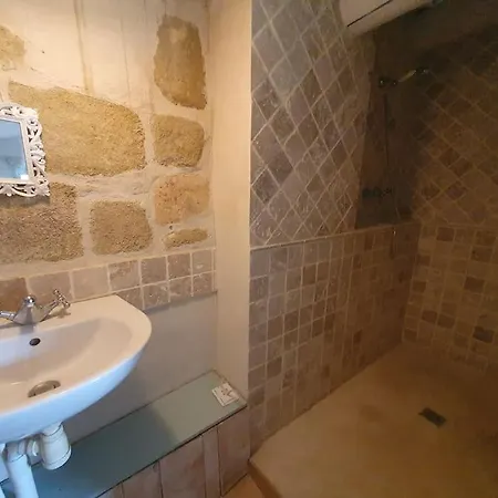 Maison De Village Avec Terrasse Casa vacanze