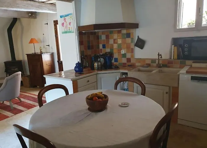 펜션 Maison De Village Avec Terrasse *