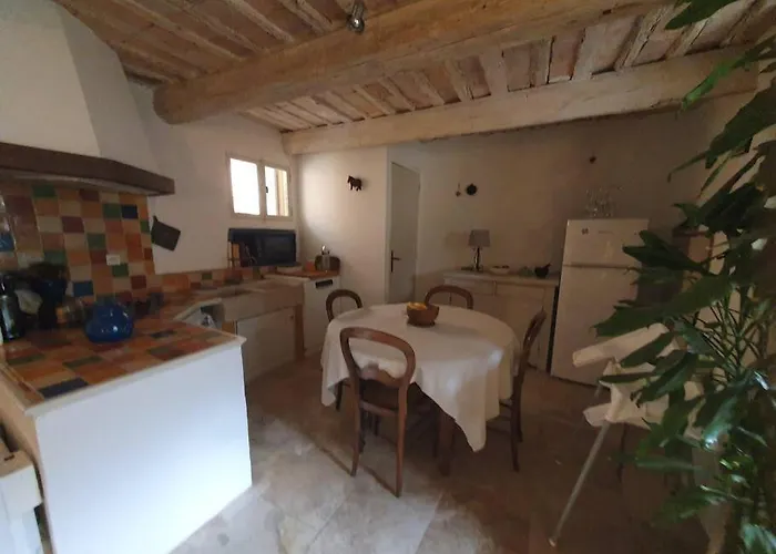 펜션 Maison De Village Avec Terrasse