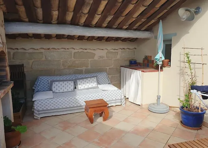 Maison De Village Avec Terrasse * 생-쿠앵탕-라-포테리